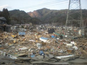 津波で破壊された大槌町
