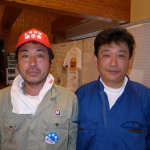 藤田信次さん(右)と同僚の大河原明さん